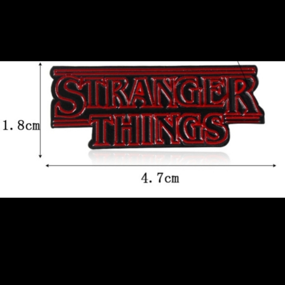 🔹️Stranger Things Brooch/Pin - Picture 5 of 5